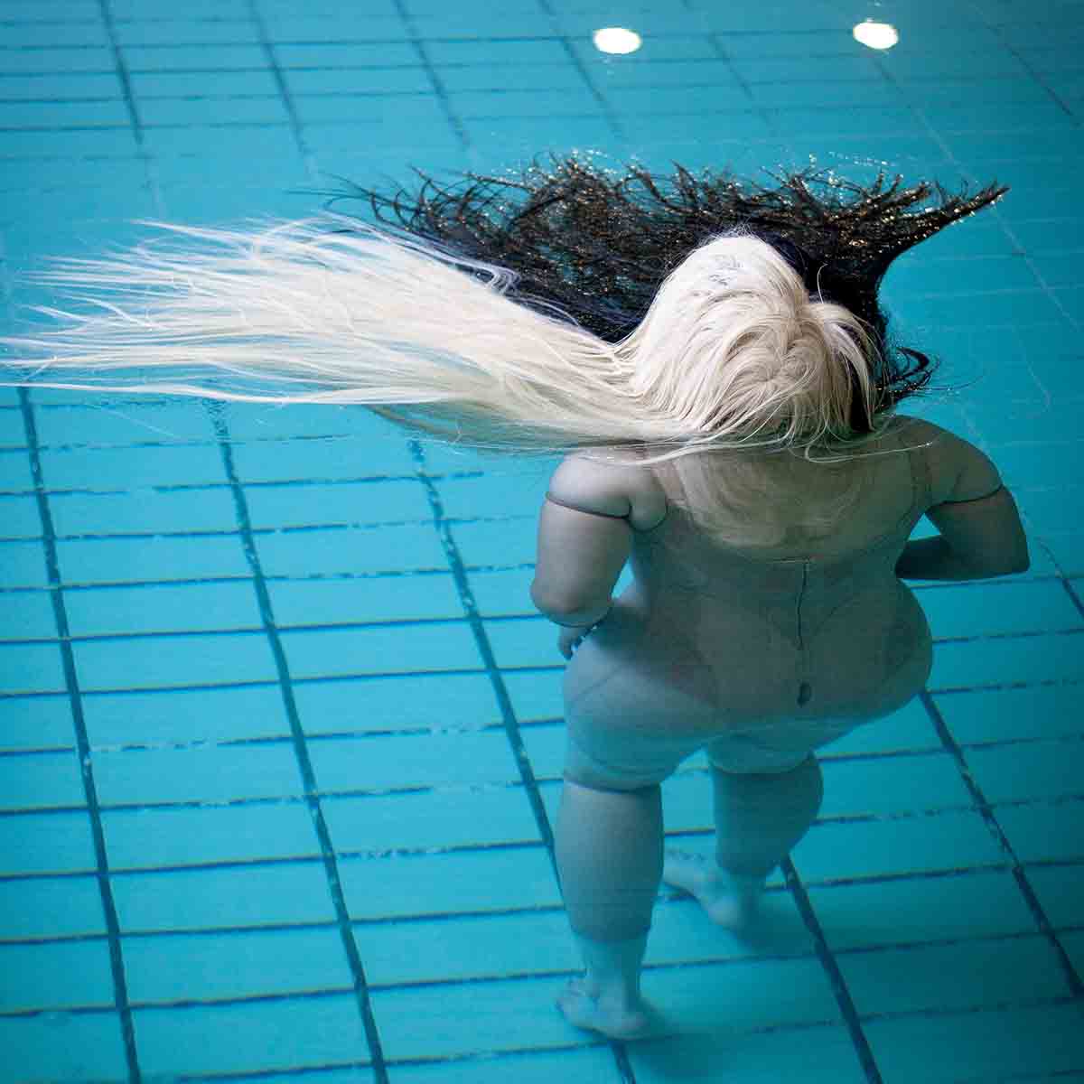 Historias del agua: mujeres y fotografía en Chile