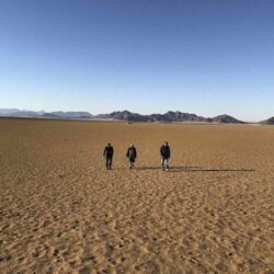 Still de la película "Yermo", Everardo González
